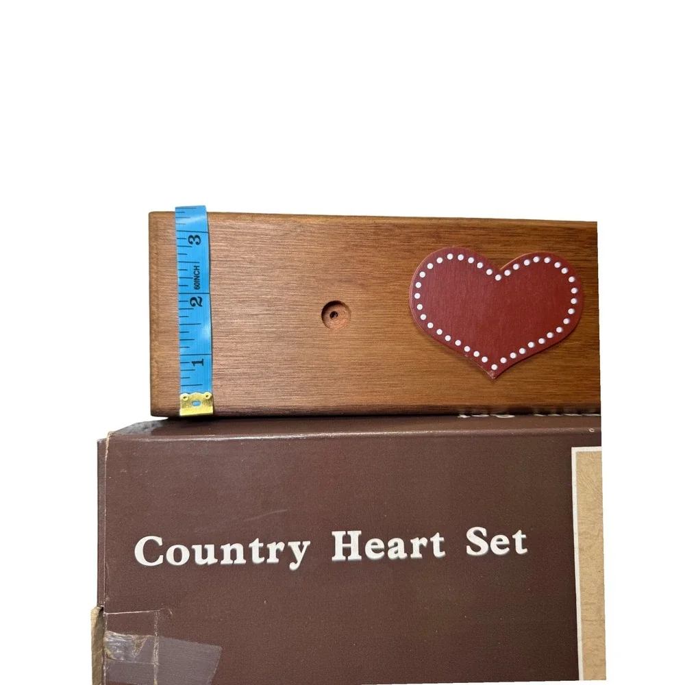 Vintage Country Heart Wooden Wall Hanging Rack Welcome Sign NOS Cottagecore Prim